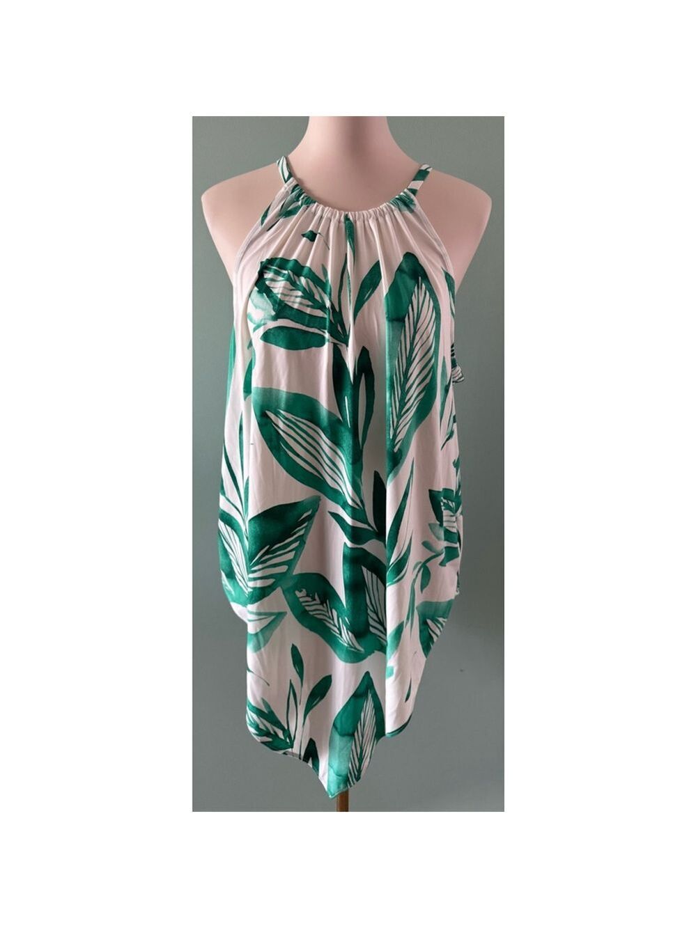 Women's Alfani Tank Top XL White Green Leaf Print Halter Sleeveless